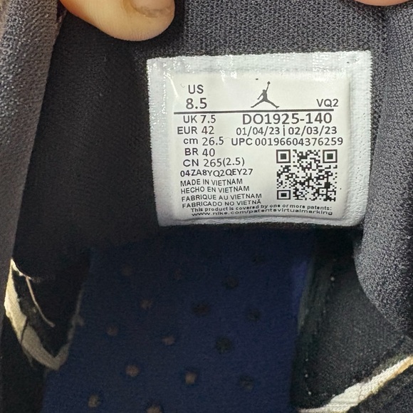 Jordan Jumpman Two Trey - Picture 6 of 12